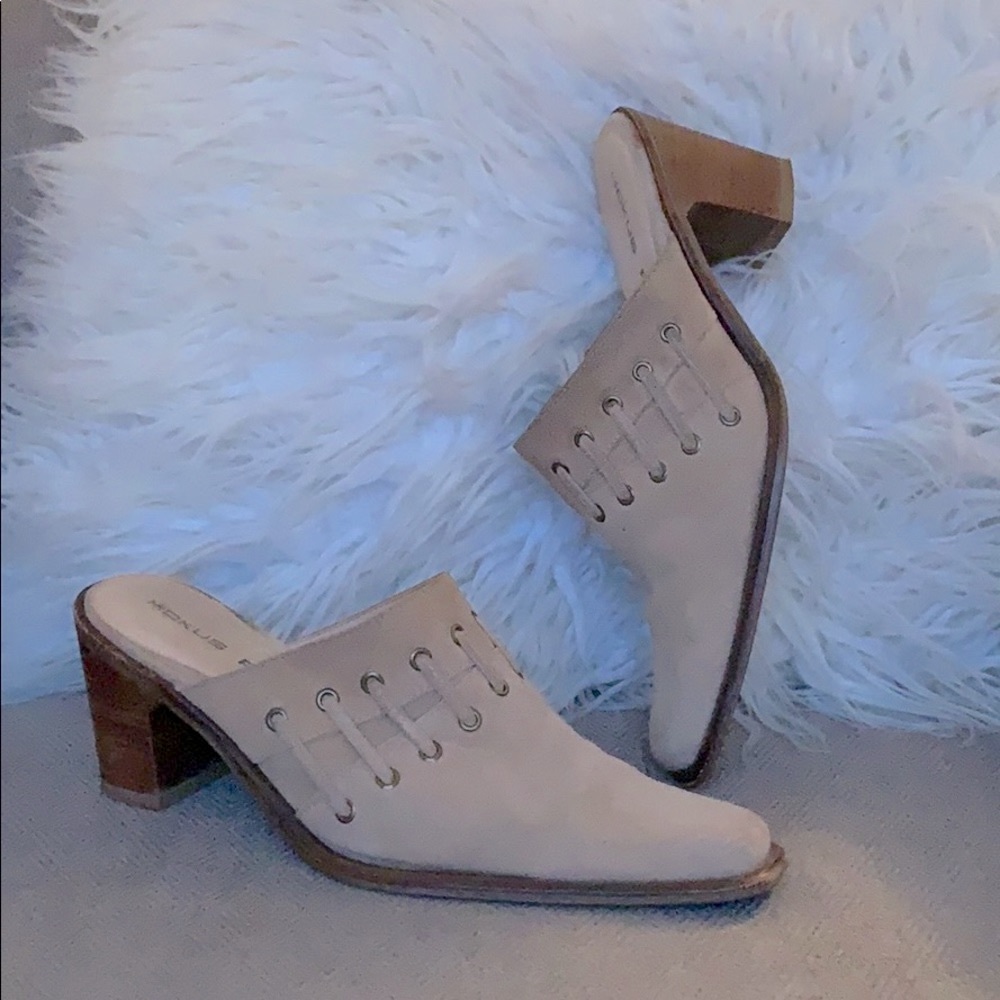 Hokus Pokus Mules‎